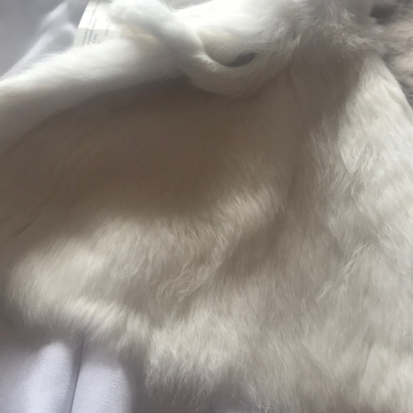 Rabbit Cape - Picture 4 of 6